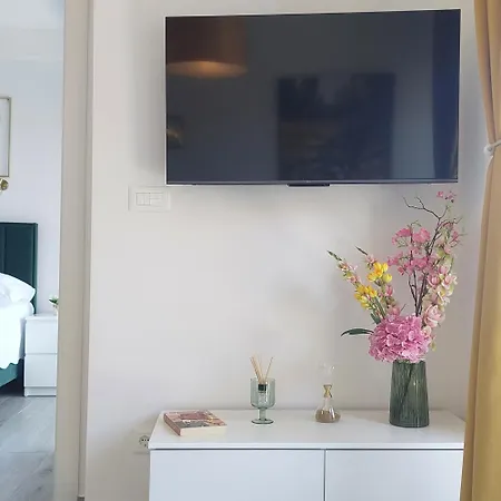 Modern Luxury Diva 3, 4 Stars, Ciovo, Okrug Appartement *