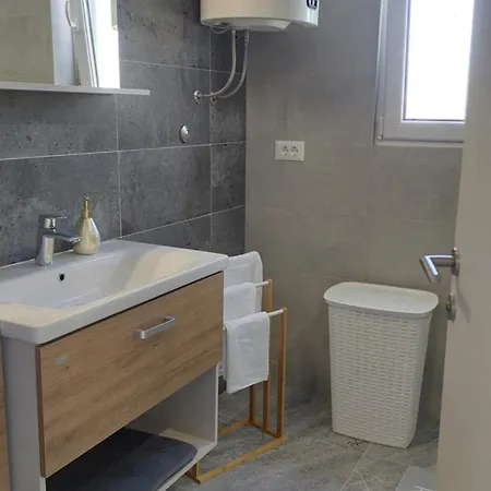 Modern Luxury Diva 3, 4 Stars, Ciovo, Okrug *