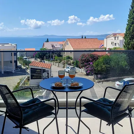 Modern Luxury Diva 3, 4 Stars, Ciovo, Okrug דירה *