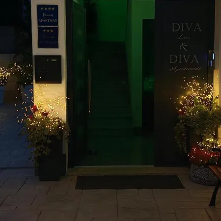Modern Luxury Diva 3, 4 Stars, Ciovo, Okrug Διαμέρισμα *